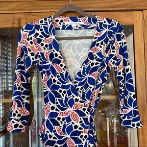 Diane von Furstenberg wrap dress- size 0